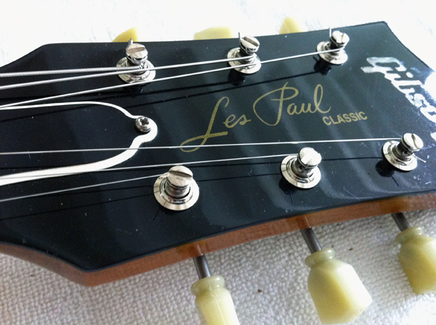 Gotoh Magnum Lock Kulson-type tuners for Les Paul